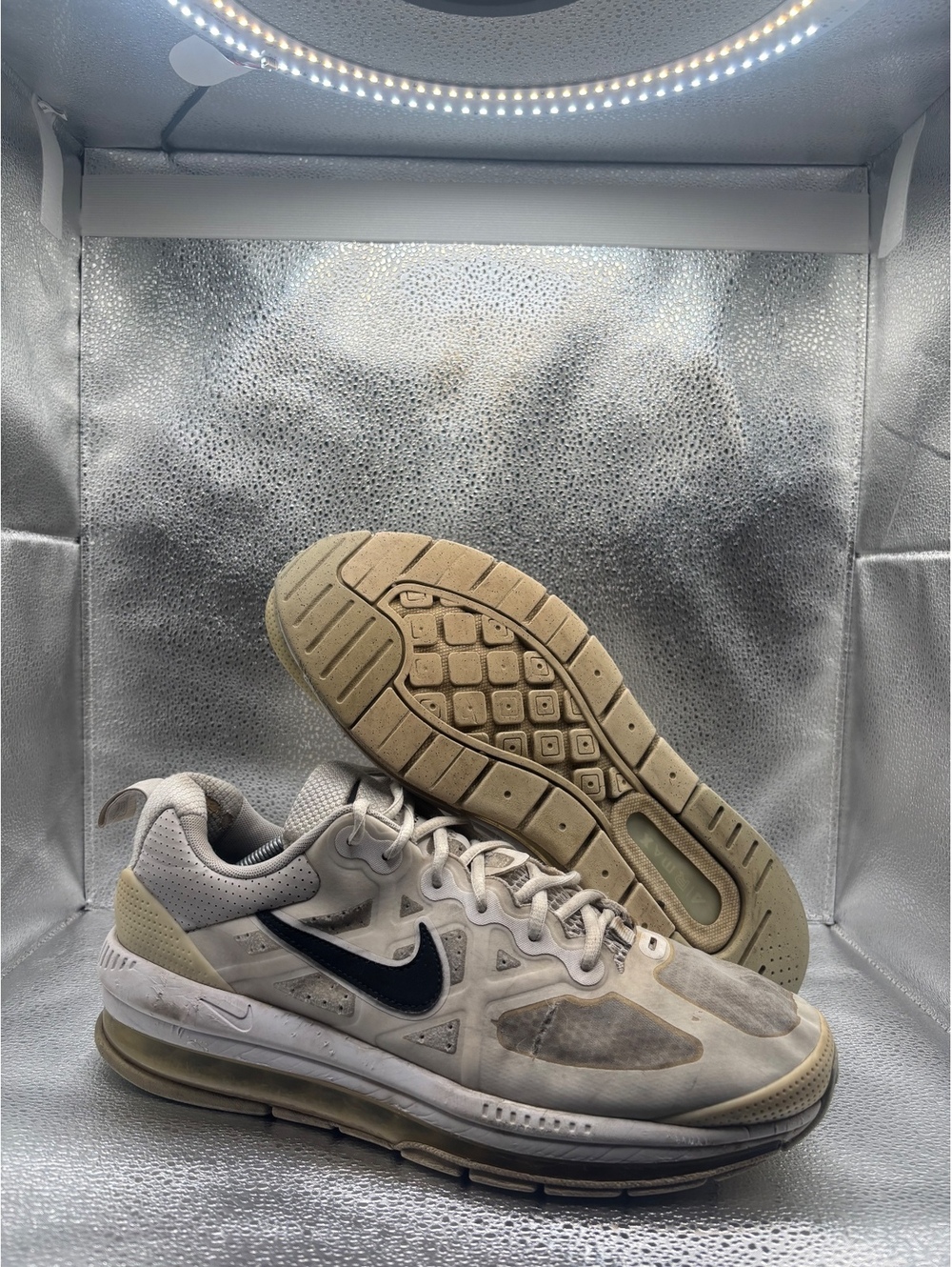 Nike air max genome white black